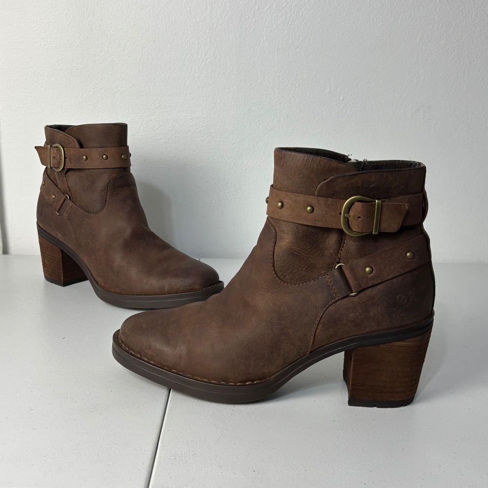 Born Derica Womens Brown Oiled Leather Studded Harness Ankle Boots 10M Buckle